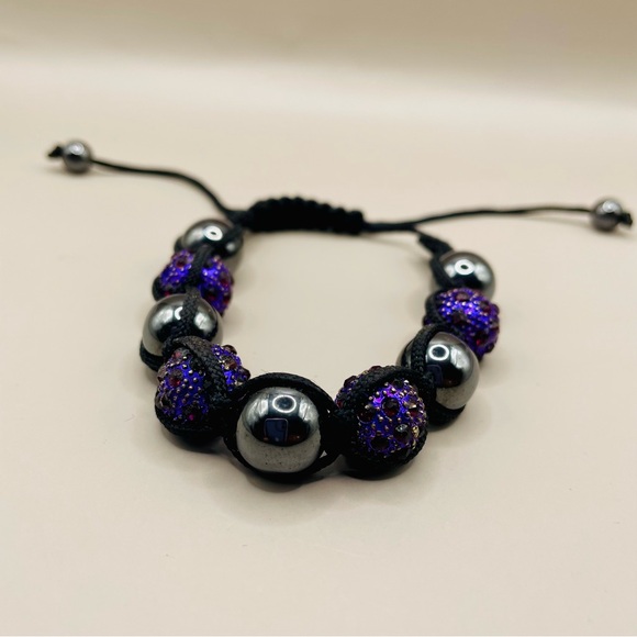 Shamballa style bracelet with purple crystal beads and hematite beads. - Picture 2 of 4